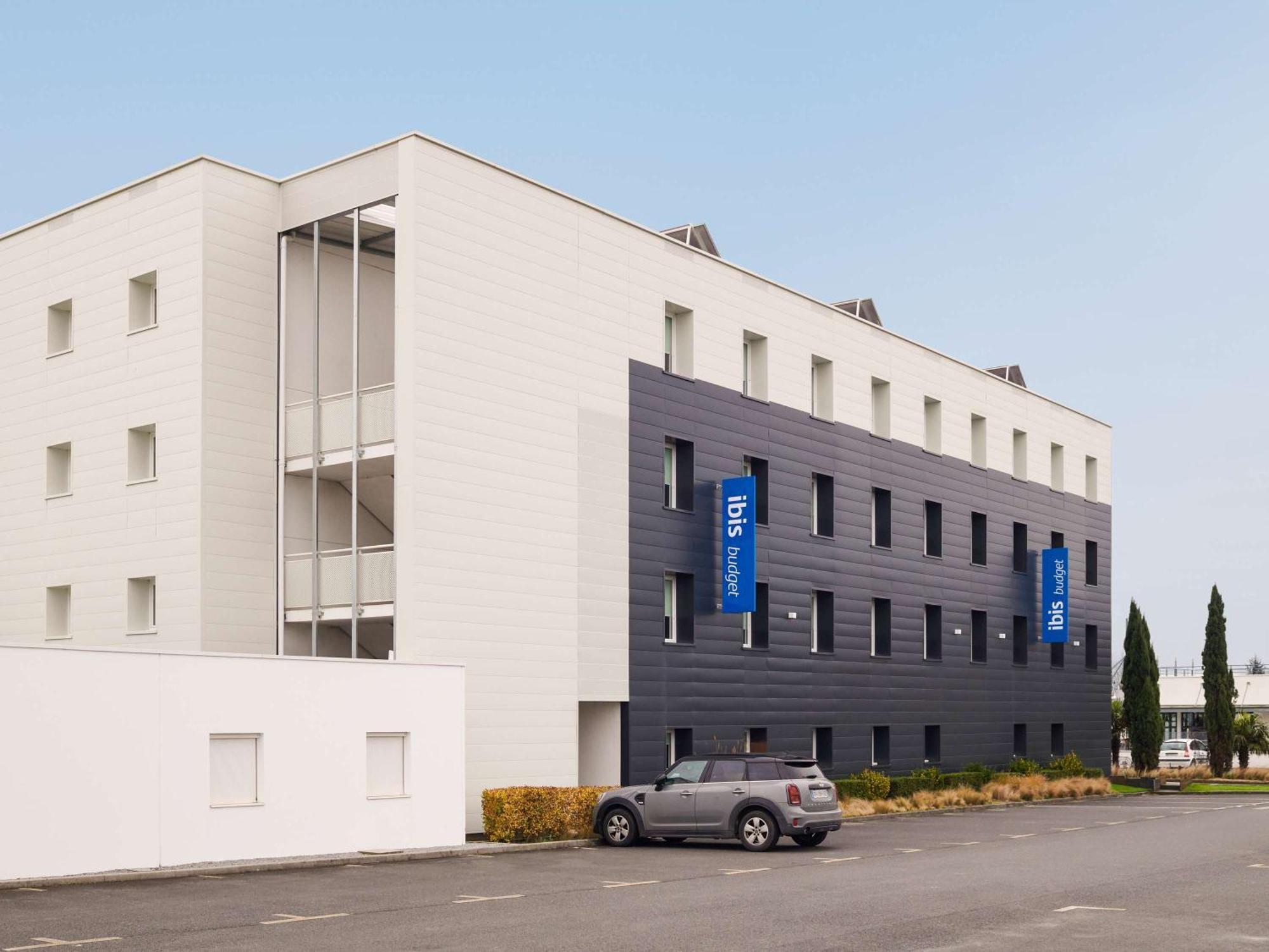 Ibis Budget Ancenis Mesanger Luaran gambar