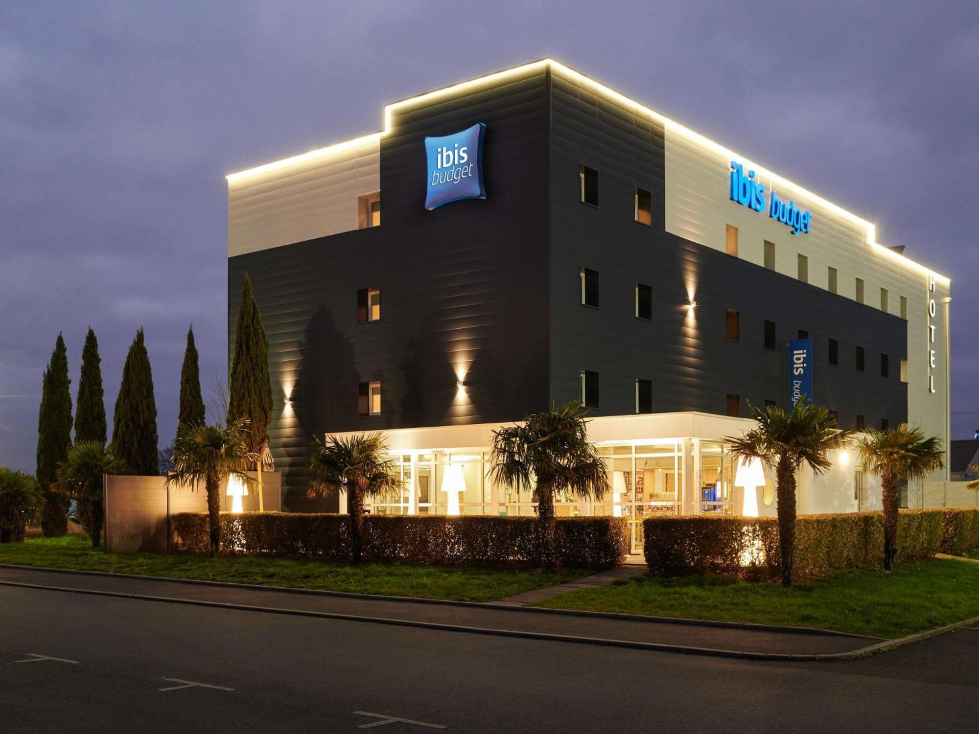 Ibis Budget Ancenis Mesanger Luaran gambar