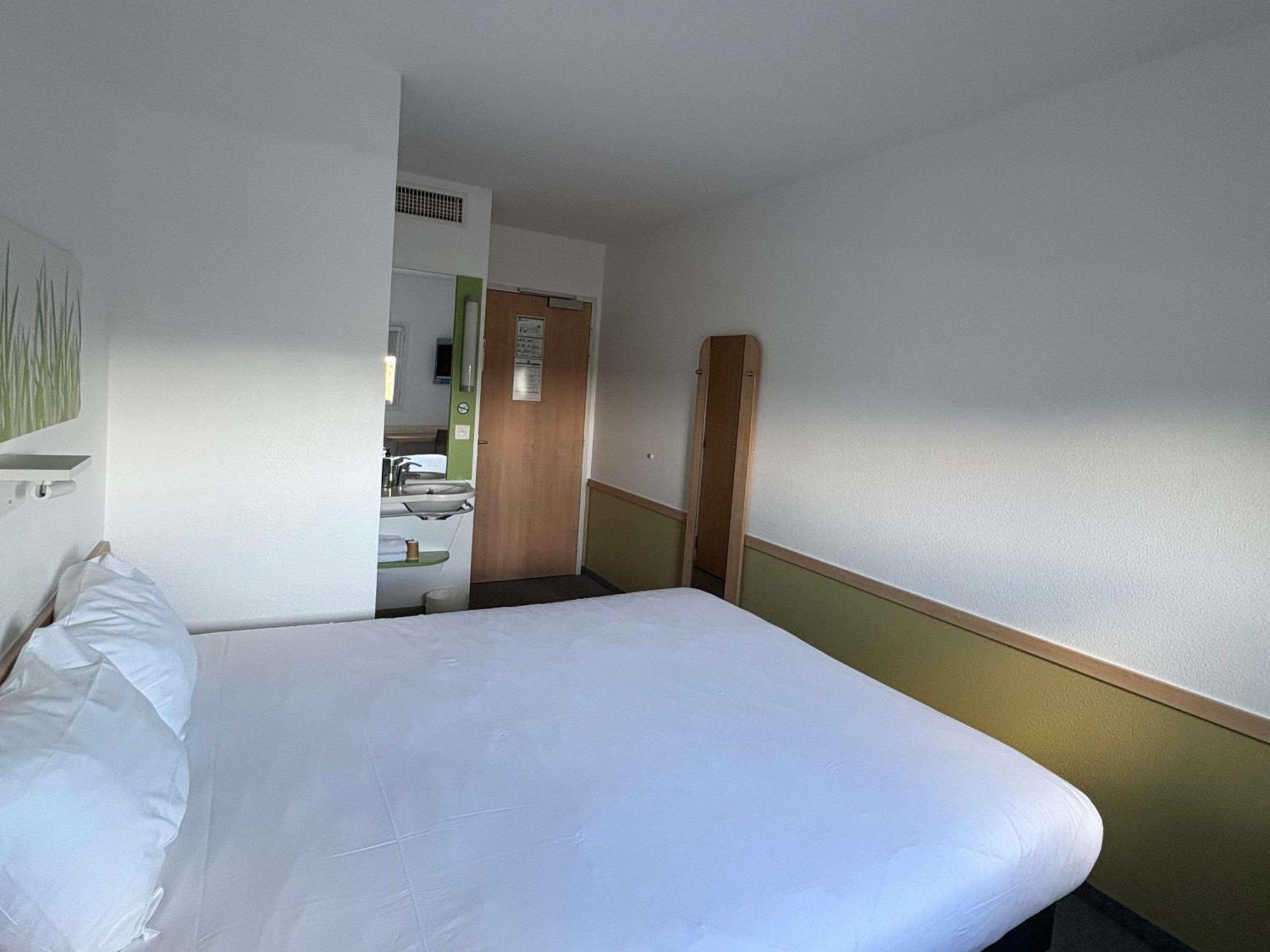 Ibis Budget Ancenis Mesanger Luaran gambar