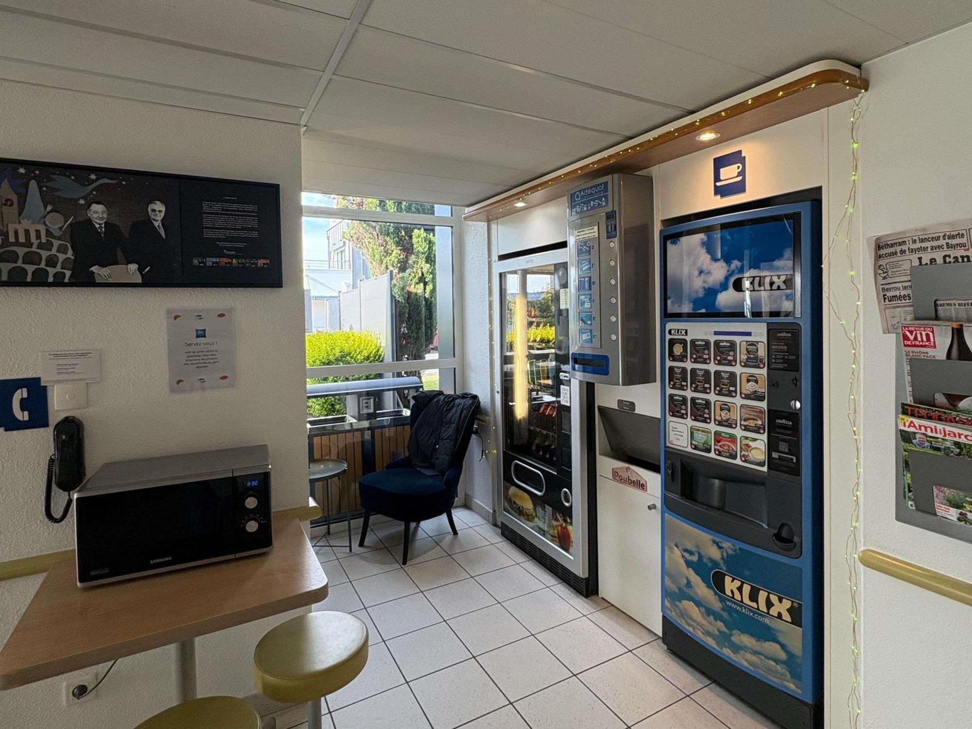 Ibis Budget Ancenis Mesanger Luaran gambar