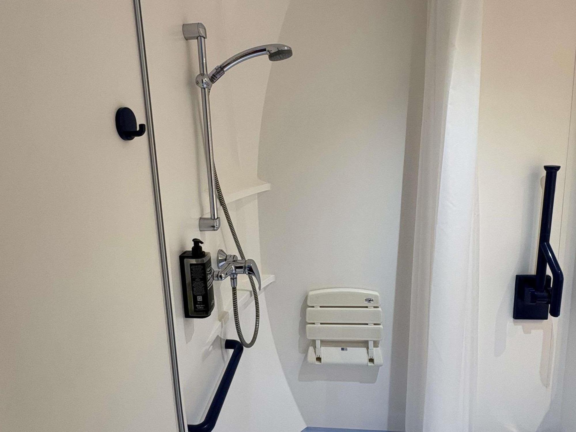 Ibis Budget Ancenis Mesanger Luaran gambar